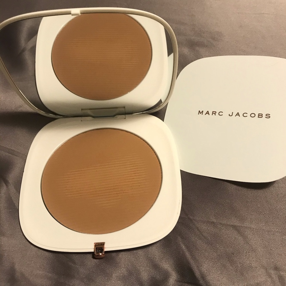 Marc Jacobs Omega Bronze Tan-Tastic!